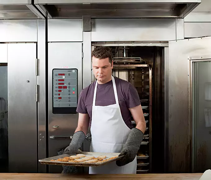 Why Medford, MA Kitchens Trust Medford Appliance Pro for Commercial Oven Repair?