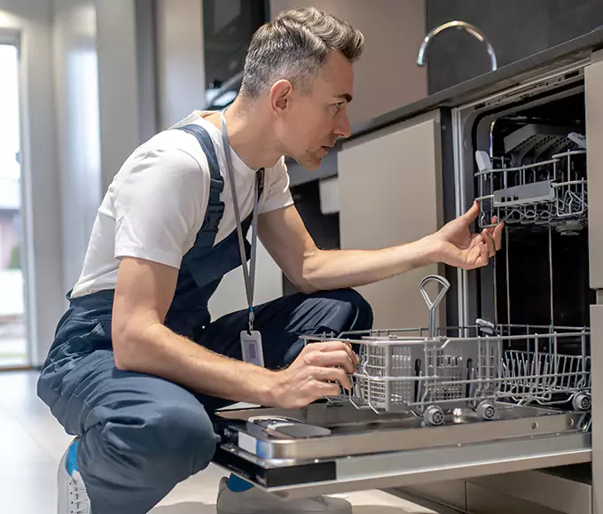 Why Medford Homeowners Pick Medford Appliance Pro for Every Dishwasher Breakdown?