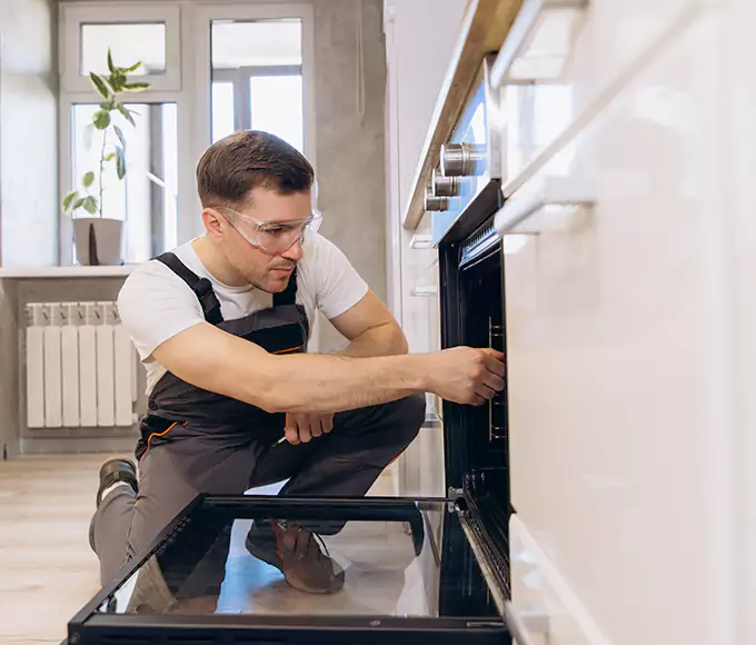 Why Medford Bakers Rely on Medford Appliance Pro for Every Electric Oven Fix?